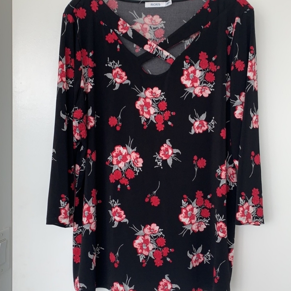 Floral Black and Red Long Sleeve Top
